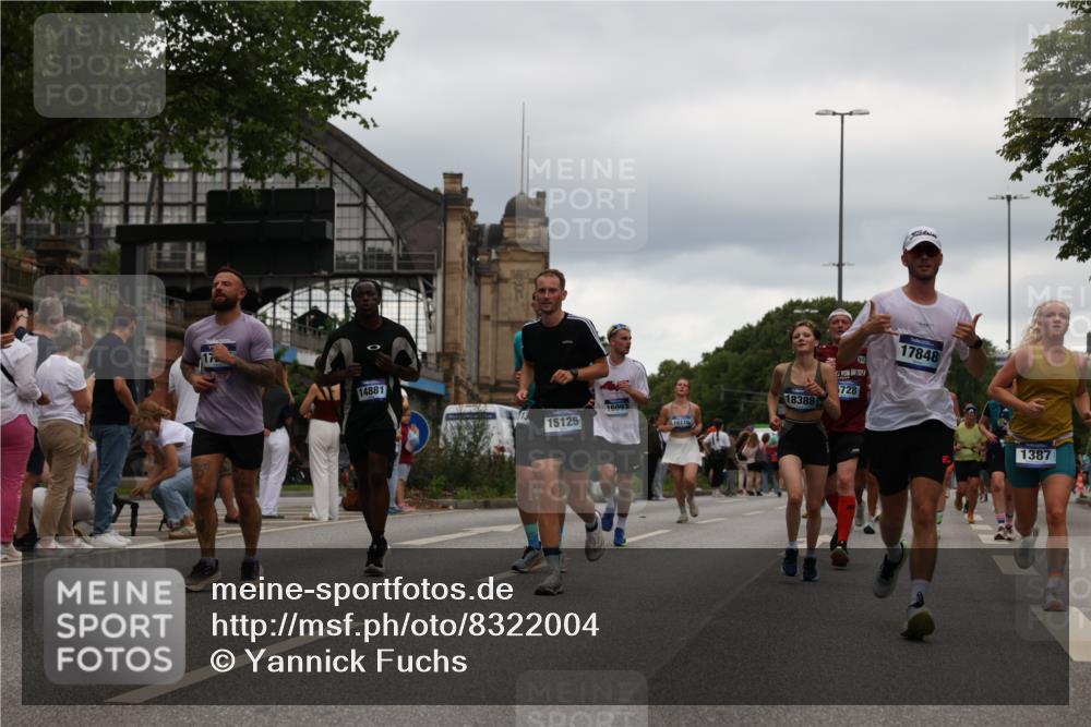 29.06.2025 - hella hamburg halbmarathon Yannick Fuchs http://msf.ph/oto/8322004 29.06.2025 10:51:14 20KM 1200, 1239, 1387, 1563, 1715, 1719, 1972, 2282, 2417, 2652, 2676, 4167, 4261, 5015, 5134, 5457, 5458, 5728, 6272, 6720, 7159, 7269, 8744, 9577, 10383, 10408, 11043, 11832, 12144, 12509, 12773, 12774, 13245, 13376, 13523, 13664, 14361, 14737, 14881, 14951, 15090, 15110, 15125, 15189, 15220, 15349, 15664, 16093, 16418, 16830, 16909, 17160, 17201, 17758, 17769, 17779, 17828, 17848, 18388 meine-sportfotos.de