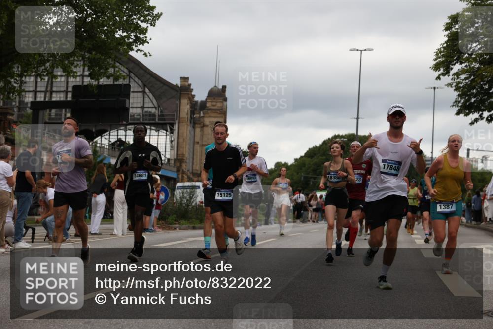 29.06.2025 - hella hamburg halbmarathon Yannick Fuchs http://msf.ph/oto/8322022 29.06.2025 10:51:14 20KM 1200, 1239, 1387, 1563, 1715, 1719, 1972, 2282, 2417, 2652, 2676, 4167, 4261, 5015, 5134, 5457, 5458, 5728, 6272, 6720, 7159, 7269, 8744, 9577, 10383, 10408, 11043, 11832, 12144, 12509, 12773, 12774, 13245, 13376, 13523, 13664, 14361, 14737, 14881, 14951, 15090, 15110, 15125, 15189, 15220, 15349, 15664, 16093, 16418, 16830, 16909, 17160, 17201, 17758, 17769, 17779, 17828, 17848, 18388 meine-sportfotos.de