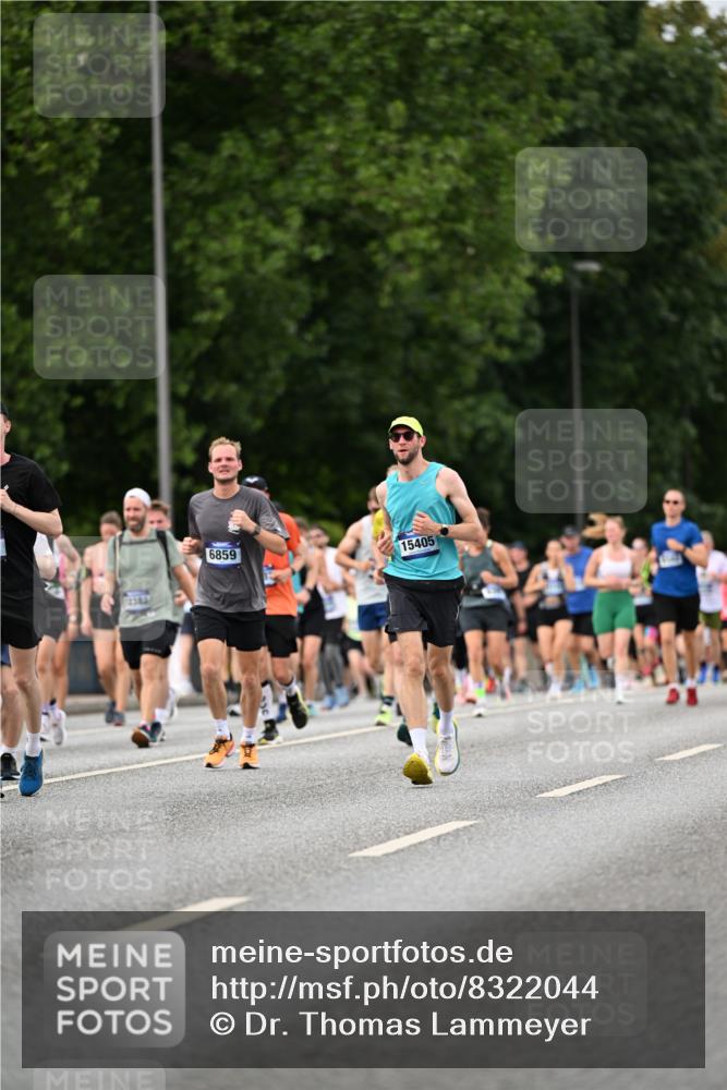 29.06.2025 - hella hamburg halbmarathon Dr. Thomas Lammeyer http://msf.ph/oto/8322044 29.06.2025 10:39:15 Kennedybrücke 1417, 1497, 1821, 1849, 2265, 2482, 3130, 3409, 4564, 4884, 5027, 5793, 6335, 6571, 6746, 6803, 6859, 7020, 7386, 7733, 8369, 9164, 9248, 9342, 10335, 10393, 10464, 10606 meine-sportfotos.de