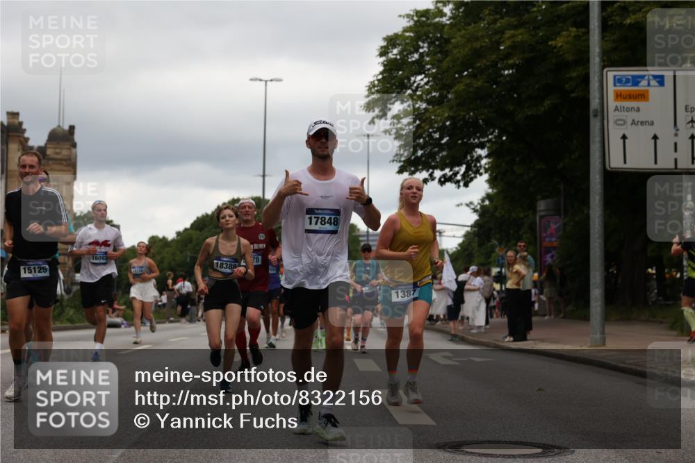 29.06.2025 - hella hamburg halbmarathon Yannick Fuchs http://msf.ph/oto/8322156 29.06.2025 10:51:15 20KM 1200, 1239, 1387, 1563, 1715, 1719, 1972, 2282, 2417, 2652, 2676, 4167, 4261, 5015, 5134, 5457, 5458, 5728, 6272, 6720, 6892, 7159, 7269, 8744, 9577, 10383, 10408, 11043, 11832, 12144, 12509, 12773, 12774, 13245, 13376, 13523, 13664, 14361, 14737, 14881, 14951, 15090, 15110, 15125, 15189, 15220, 15349, 15664, 16093, 16418, 16830, 16909, 17160, 17201, 17758, 17769, 17828, 17848, 18388 meine-sportfotos.de