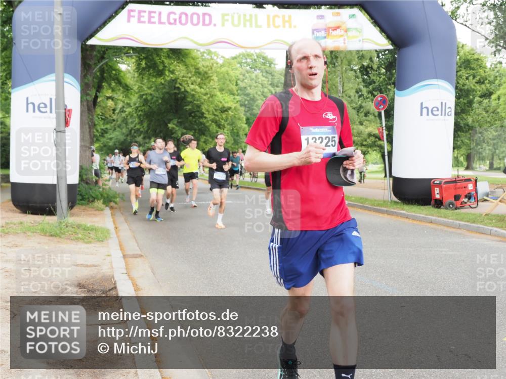29.06.2025 - hella hamburg halbmarathon MichiJ http://msf.ph/oto/8322238 29.06.2025 10:37:23 Zwischen KM18-KM19 1381, 1630, 2013, 4261, 6115, 7100, 8112, 8657, 9491, 9695, 10860, 13225, 13688, 14012, 14526, 15523, 15620, 15803, 16403, 16891, 18489, 19020 meine-sportfotos.de