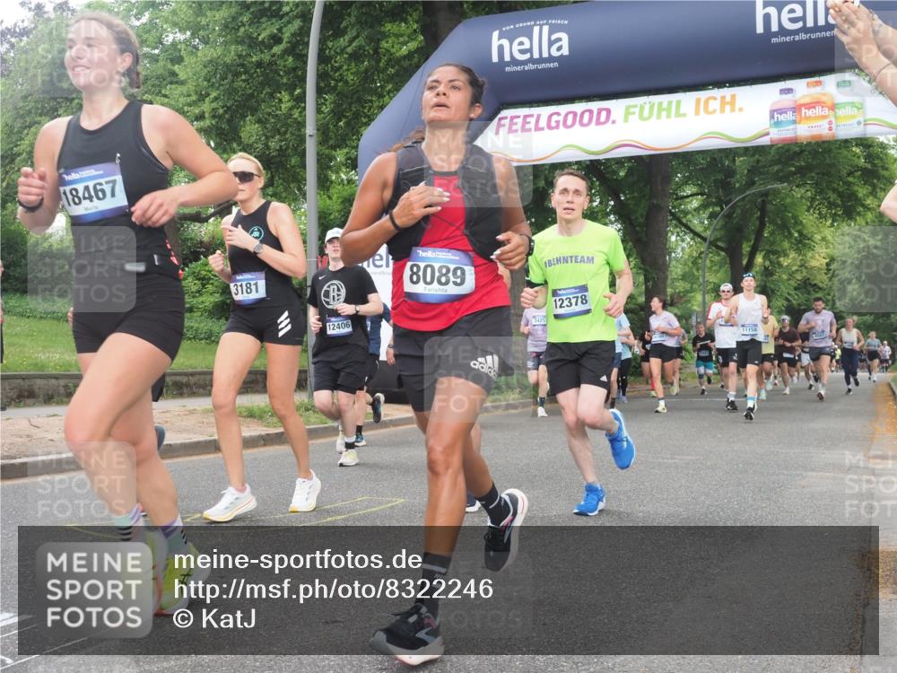 29.06.2025 - hella hamburg halbmarathon KatJ http://msf.ph/oto/8322246 29.06.2025 10:46:03 Zwischen KM18-KM19 2957, 3181, 6208, 7259, 7287, 8089 meine-sportfotos.de