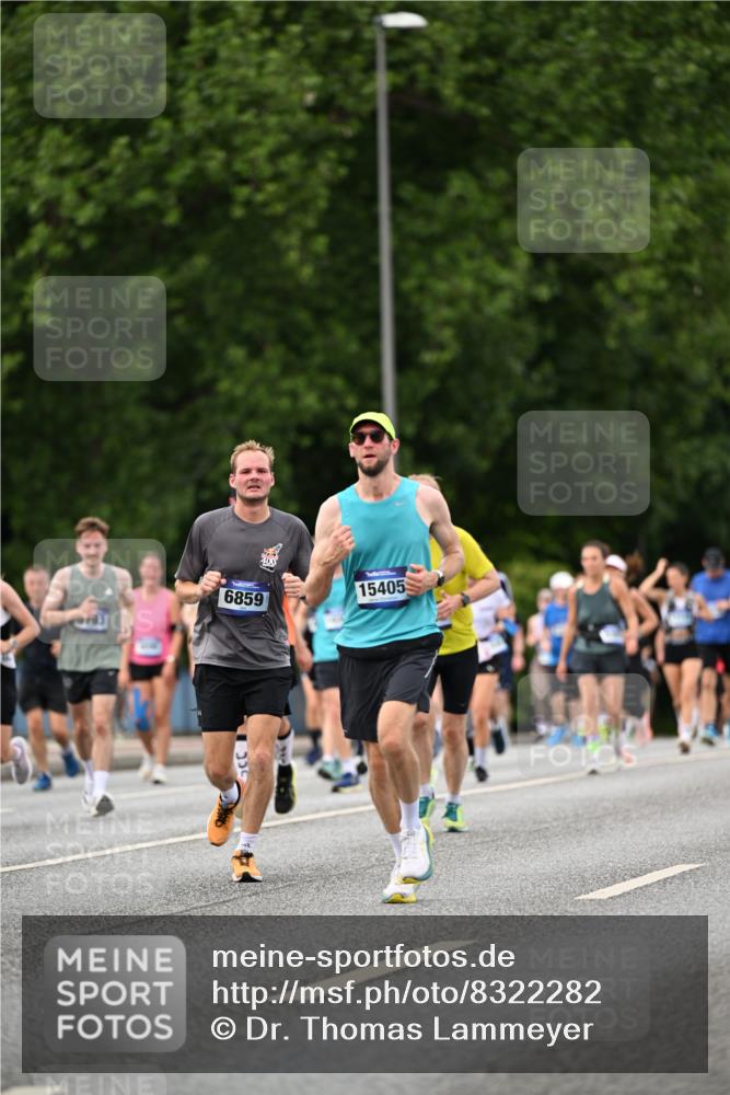 29.06.2025 - hella hamburg halbmarathon Dr. Thomas Lammeyer http://msf.ph/oto/8322282 29.06.2025 10:39:18 Kennedybrücke 1417, 1497, 1821, 1849, 2265, 2482, 3130, 3409, 4564, 4884, 5027, 5793, 6335, 6379, 6571, 6746, 6803, 6859, 7020, 7386, 7733, 8369, 9164, 9248, 9342, 10335, 10358, 10393, 10464, 10606, 11320 meine-sportfotos.de