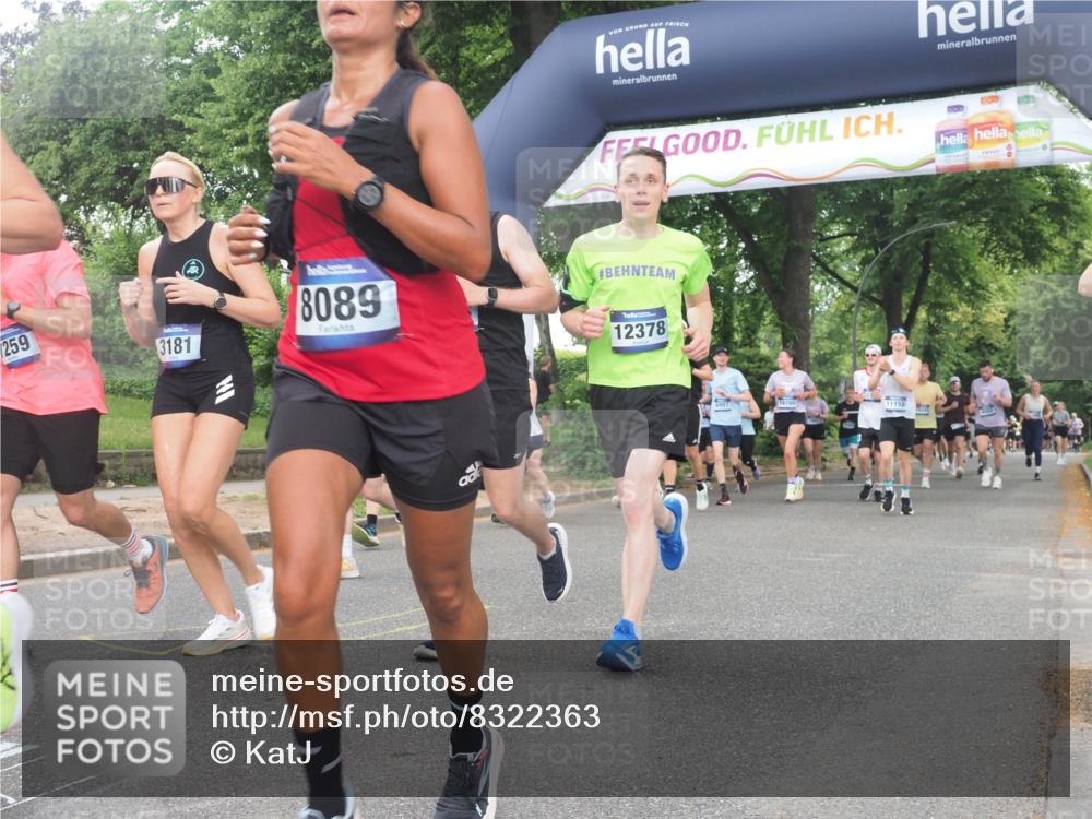 29.06.2025 - hella hamburg halbmarathon KatJ http://msf.ph/oto/8322363 29.06.2025 10:46:04 Zwischen KM18-KM19 2957, 3181, 3425, 6208, 6997, 7259, 7287, 8089 meine-sportfotos.de