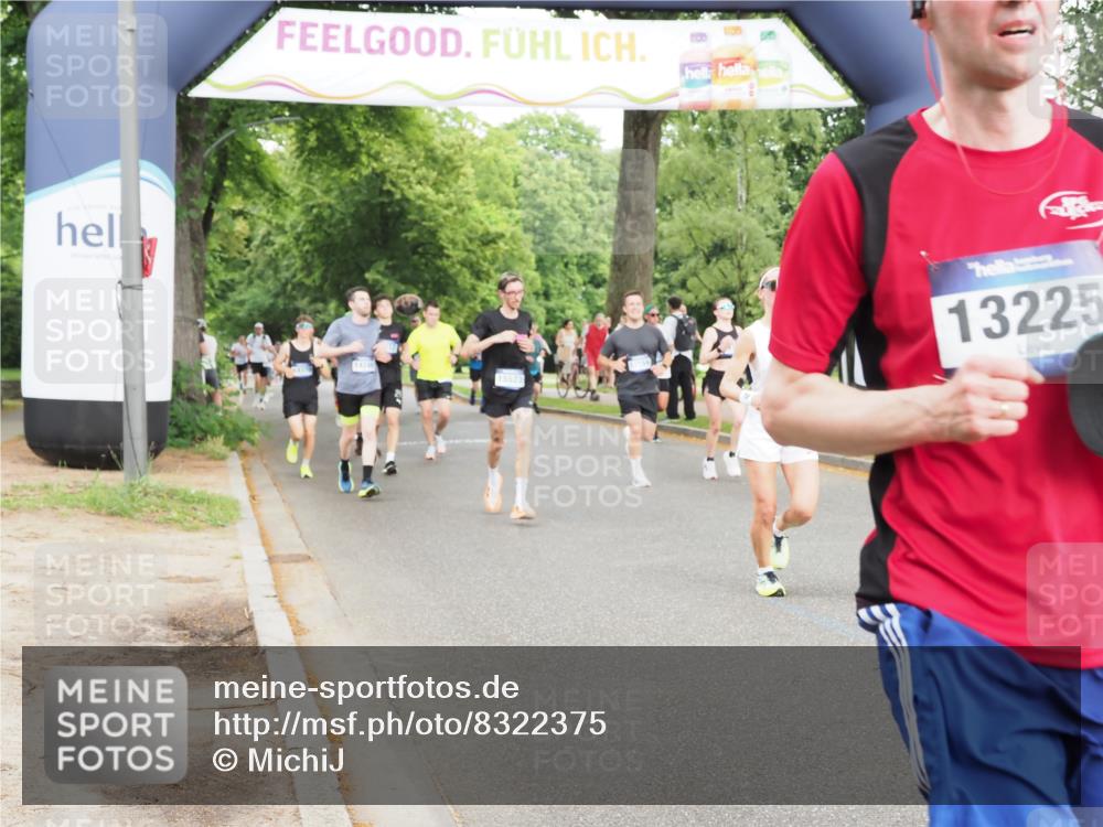 29.06.2025 - hella hamburg halbmarathon MichiJ http://msf.ph/oto/8322375 29.06.2025 10:37:24 Zwischen KM18-KM19 1381, 1630, 4261, 5978, 6115, 6712, 8657, 9695, 13225, 13688, 14012, 14526, 15523, 15620, 15803, 16403, 18064, 18489, 19020 meine-sportfotos.de