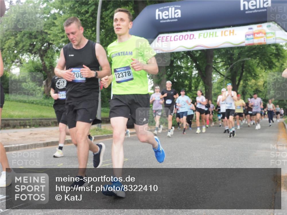 29.06.2025 - hella hamburg halbmarathon KatJ http://msf.ph/oto/8322410 29.06.2025 10:46:04 Zwischen KM18-KM19 2957, 3181, 3425, 6208, 6997, 7259, 7287, 8089 meine-sportfotos.de