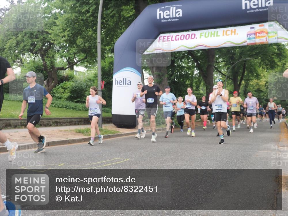 29.06.2025 - hella hamburg halbmarathon KatJ http://msf.ph/oto/8322451 29.06.2025 10:46:05 Zwischen KM18-KM19 2957, 3181, 3425, 6208, 6997, 7259, 7287, 8089 meine-sportfotos.de
