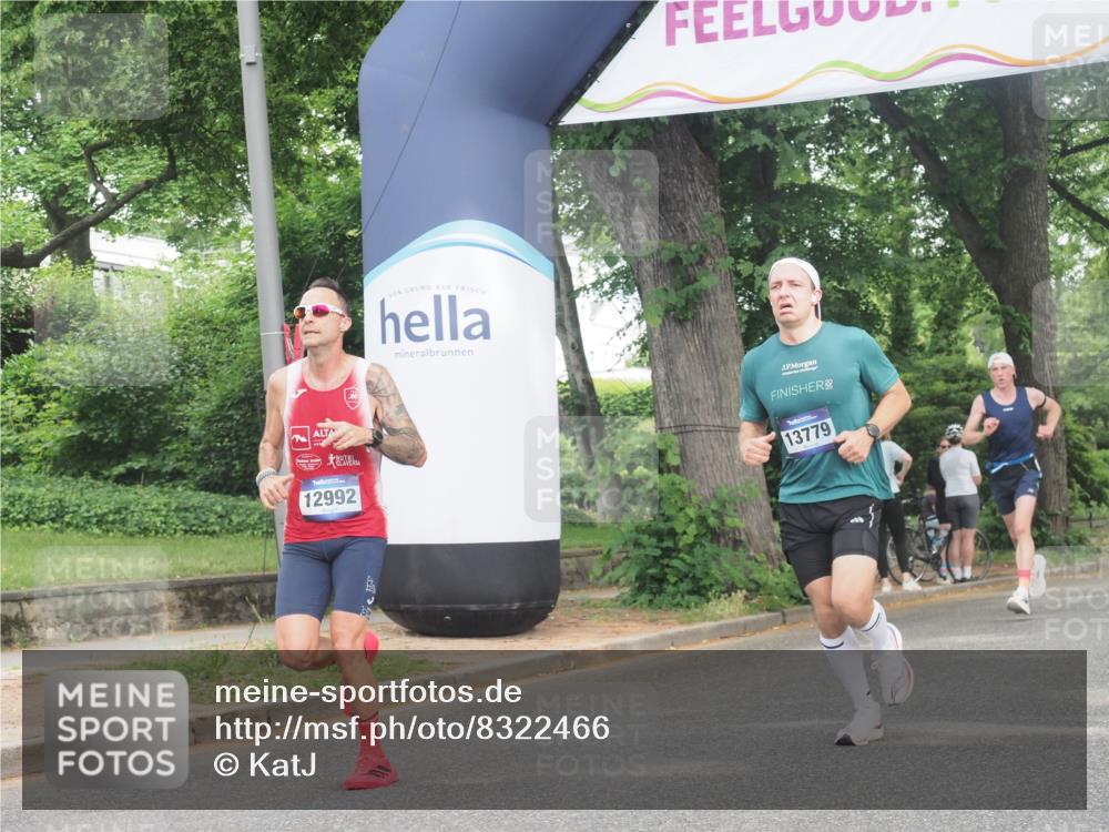 29.06.2025 - hella hamburg halbmarathon KatJ http://msf.ph/oto/8322466 29.06.2025 10:16:38 Zwischen KM18-KM19 7380 meine-sportfotos.de