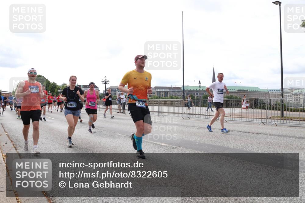 29.06.2025 - hella hamburg halbmarathon Lena Gebhardt http://msf.ph/oto/8322605 29.06.2025 10:23:00 Lombardsbrücke 12190, 15463, 16801, 361, 13921, 1029, 5629, 1029, 1853, 2294, 2479, 2766, 2886, 2925, 3003, 3029, 3034, 3430, 3600, 3601, 4190, 4266, 4793, 5223, 5343, 5629, 5798, 6502, 6578, 6784, 6785, 6849, 6899, 7188, 7190, 7266, 7276, 7529, 7891, 7925, 8355, 8687, 8688, 8716, 8918, 8920, 8931, 9133, 9256, 9301, 9877, 9913, 10205, 10739, 10826, 12025, 12073, 12190, 12265, 13560, 13921, 14041, 14338, 14525, 14801, 16416, 16558, 17013, 17099, 17207, 17299 meine-sportfotos.de