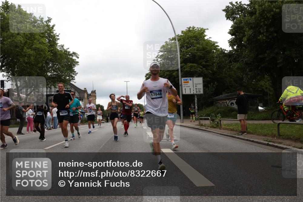 29.06.2025 - hella hamburg halbmarathon Yannick Fuchs http://msf.ph/oto/8322667 29.06.2025 10:51:16 20KM 1200, 1239, 1387, 1563, 1715, 1719, 1972, 2282, 2417, 2652, 4261, 5015, 5134, 5457, 5458, 5728, 6272, 6720, 6892, 7159, 7269, 8744, 9577, 10383, 10408, 11043, 11832, 12144, 12509, 12773, 12774, 13245, 13376, 13523, 13664, 14361, 14737, 14881, 14951, 15090, 15110, 15125, 15189, 15220, 15349, 15664, 16093, 16418, 16830, 16909, 17201, 17758, 17769, 17828, 17848, 18388 meine-sportfotos.de