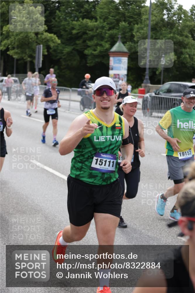 29.06.2025 - hella hamburg halbmarathon Jannik Wohlers http://msf.ph/oto/8322884 29.06.2025 10:39:38 Lombardsbrücke 1058, 1076, 1291, 1586, 1691, 1899, 2019, 2254, 2313, 2866, 2888, 3515, 3607, 3882, 3883, 3884, 4173, 4471, 5229, 5263, 5654, 5877, 5901, 6097, 6548, 6698, 6750, 6890, 6920, 7045, 7455, 7456, 8107, 8612, 8622, 8815, 8865, 8866, 9080, 9187, 9195, 9292, 9495, 10648, 10806, 10818, 10901, 10939, 10953, 11188, 11242, 11244, 11874, 12414, 12883, 12906, 13005, 13069, 13577, 13644, 14327, 14578, 15111, 16532, 16784, 18157, 19163 meine-sportfotos.de