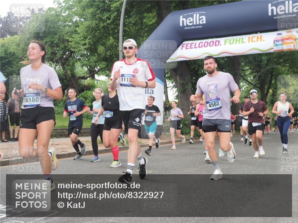 29.06.2025 - hella hamburg halbmarathon KatJ http://msf.ph/oto/8322927 29.06.2025 10:46:08 Zwischen KM18-KM19 3181, 3425, 3983, 4502, 6208, 6997, 7287, 8089 meine-sportfotos.de