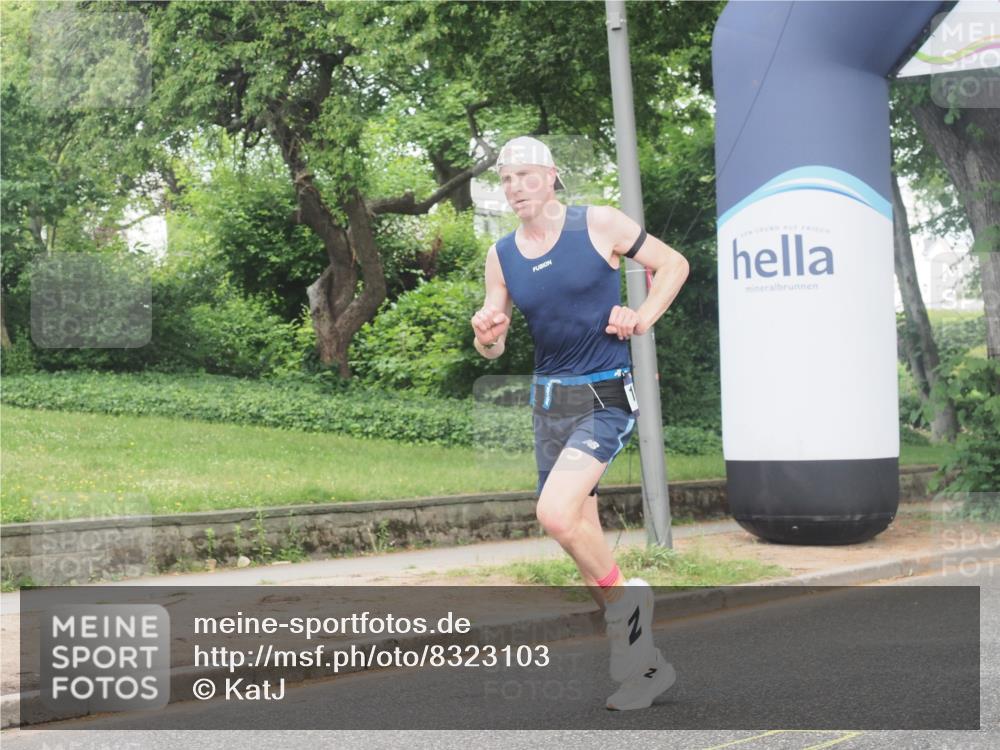 29.06.2025 - hella hamburg halbmarathon KatJ http://msf.ph/oto/8323103 29.06.2025 10:16:41 Zwischen KM18-KM19 7380 meine-sportfotos.de