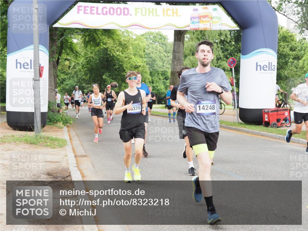 29.06.2025 - hella hamburg halbmarathon MichiJ http://msf.ph/oto/8323218 29.06.2025 10:37:27 Zwischen KM18-KM19 1216, 1381, 4261, 5978, 6712, 9695, 13159, 13225, 13688, 14012, 14248, 15523, 15620, 16731, 18064, 18370, 18489, 19020 meine-sportfotos.de
