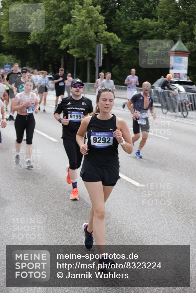 29.06.2025 - hella hamburg halbmarathon Jannik Wohlers http://msf.ph/oto/8323224 29.06.2025 10:39:39 Lombardsbrücke 1058, 1076, 1291, 1586, 1691, 1899, 2019, 2254, 2866, 2888, 3515, 3607, 3808, 3882, 3883, 3884, 4173, 4471, 5229, 5263, 5654, 5877, 5901, 6097, 6548, 6698, 6750, 6890, 6920, 7045, 7455, 7456, 8107, 8612, 8622, 8815, 8865, 8866, 9187, 9195, 9292, 9495, 10648, 10806, 10818, 10901, 10939, 10953, 11188, 11242, 11244, 11717, 11874, 12414, 12883, 12906, 13005, 13069, 13577, 13644, 14327, 14578, 15111, 16532, 16784, 18157, 19163 meine-sportfotos.de