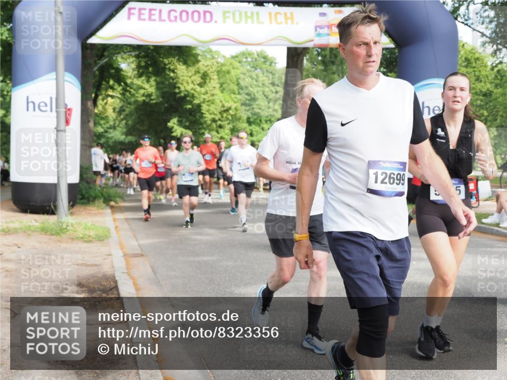 29.06.2025 - hella hamburg halbmarathon MichiJ http://msf.ph/oto/8323356 29.06.2025 11:33:22 Zwischen KM18-KM19 1478, 1899, 2195, 2662, 2665, 4676, 5225, 5928, 8795, 9084, 9085, 9777, 9831, 12682, 12692, 12699, 13559, 13833, 16141, 16382, 16743, 17105, 18318, 18323, 18333 meine-sportfotos.de