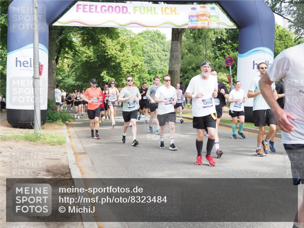 29.06.2025 - hella hamburg halbmarathon MichiJ http://msf.ph/oto/8323484 29.06.2025 11:33:23 Zwischen KM18-KM19 1478, 1899, 2195, 2662, 2665, 5225, 5928, 8795, 9084, 9085, 9777, 9831, 12682, 12692, 13559, 13833, 14872, 16141, 16382, 16743, 17105, 17183, 18318, 18323, 18333 meine-sportfotos.de