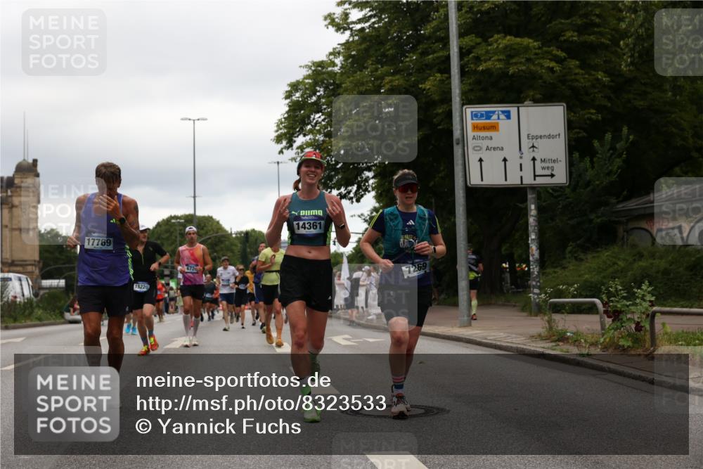 29.06.2025 - hella hamburg halbmarathon Yannick Fuchs http://msf.ph/oto/8323533 29.06.2025 10:51:19 20KM 1200, 1239, 1387, 1563, 1715, 1719, 1972, 2236, 2282, 2652, 3575, 4261, 5015, 5134, 5391, 5457, 5458, 5728, 6720, 6892, 7159, 7269, 8744, 9450, 10383, 10408, 11832, 12144, 12509, 12773, 12774, 13245, 13376, 13523, 13664, 14361, 14737, 14881, 14951, 15090, 15110, 15125, 15189, 15220, 15349, 15664, 16093, 16418, 16830, 16909, 17201, 17758, 17769, 17848, 18388, 18508 meine-sportfotos.de