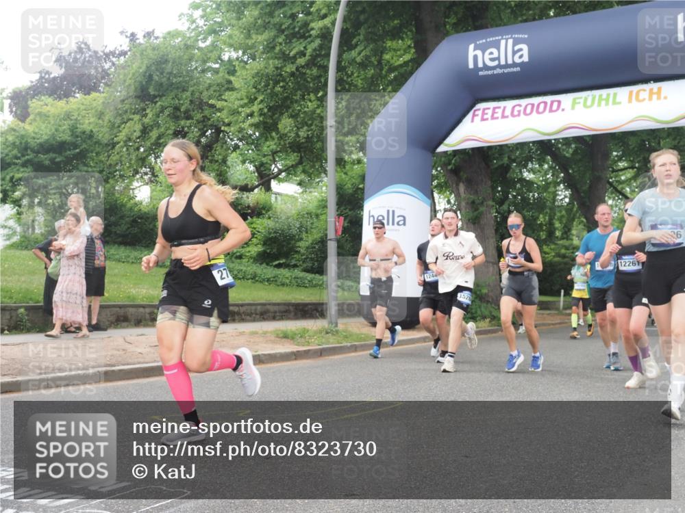 29.06.2025 - hella hamburg halbmarathon KatJ http://msf.ph/oto/8323730 29.06.2025 10:46:15 Zwischen KM18-KM19 2780, 6220, 7065, 8585 meine-sportfotos.de