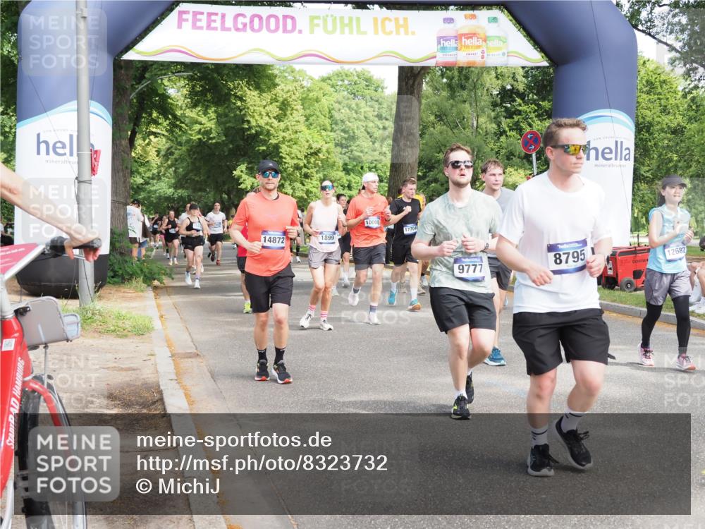 29.06.2025 - hella hamburg halbmarathon MichiJ http://msf.ph/oto/8323732 29.06.2025 11:33:25 Zwischen KM18-KM19 1457, 1478, 1899, 2195, 2662, 2665, 5225, 8795, 9084, 9085, 9777, 10008, 12162, 12682, 12692, 13559, 13833, 14872, 16141, 16279, 16382, 16454, 17105, 17183, 17704, 18318, 18333 meine-sportfotos.de