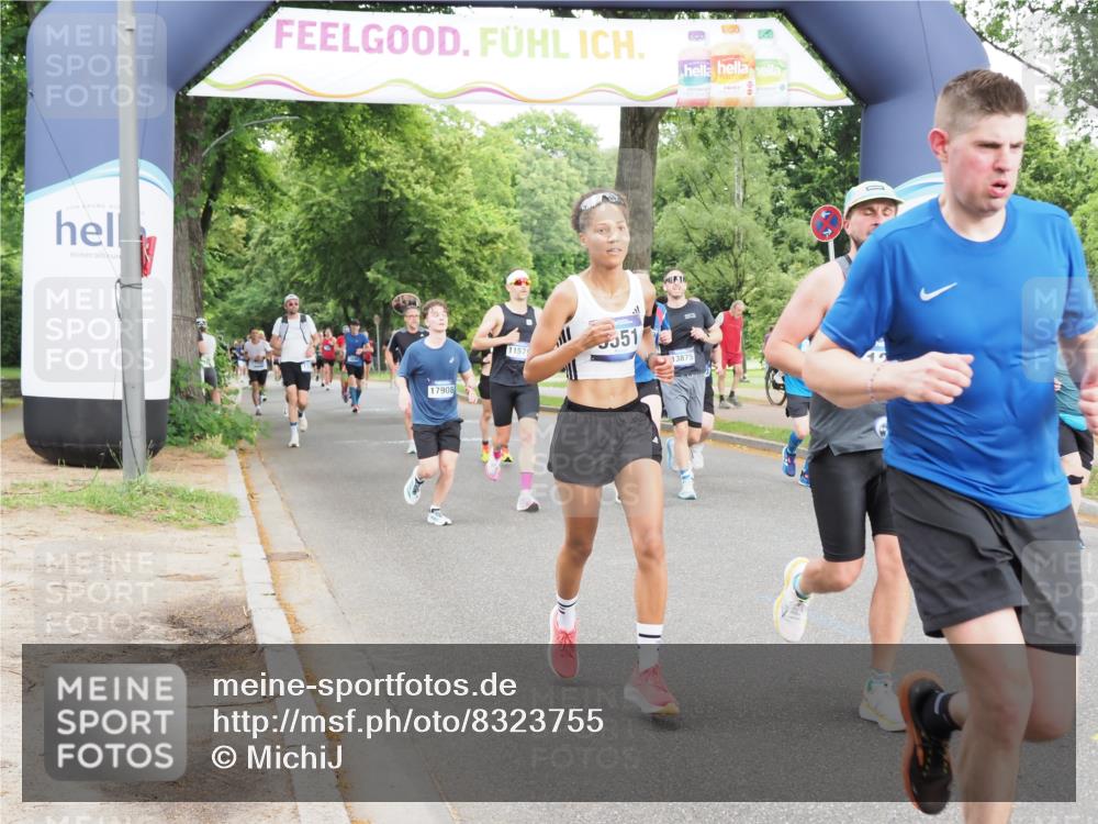 29.06.2025 - hella hamburg halbmarathon MichiJ http://msf.ph/oto/8323755 29.06.2025 10:37:29 Zwischen KM18-KM19 1216, 1381, 2878, 5978, 6712, 9551, 11975, 13159, 13688, 13812, 13875, 14248, 15523, 16731, 17319, 17384, 17908, 18064, 18370 meine-sportfotos.de
