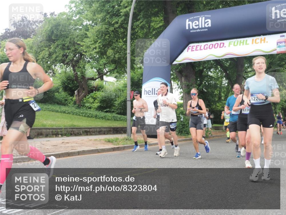 29.06.2025 - hella hamburg halbmarathon KatJ http://msf.ph/oto/8323804 29.06.2025 10:46:15 Zwischen KM18-KM19 2780, 6220, 7065, 8585 meine-sportfotos.de