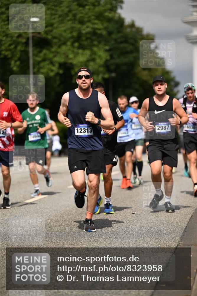 29.06.2025 - hella hamburg halbmarathon Dr. Thomas Lammeyer http://msf.ph/oto/8323958 29.06.2025 10:17:30 Kennedybrücke 1007, 1194, 1859, 1939, 2055, 2359, 2721, 2904, 2961, 2987, 3218, 3729, 4001, 4795, 4950, 5232, 5631, 6026, 6207, 7346, 7460, 7913, 8913, 9128, 9612, 9631 meine-sportfotos.de