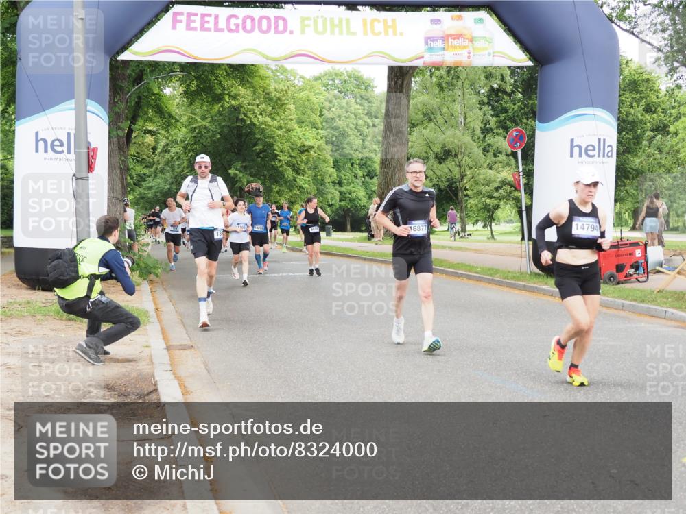 29.06.2025 - hella hamburg halbmarathon MichiJ http://msf.ph/oto/8324000 29.06.2025 10:37:32 Zwischen KM18-KM19 1216, 1399, 2878, 3543, 5978, 6712, 9551, 11579, 11975, 13159, 13812, 13875, 14248, 14794, 16731, 17319, 17384, 17908, 18064, 18370 meine-sportfotos.de