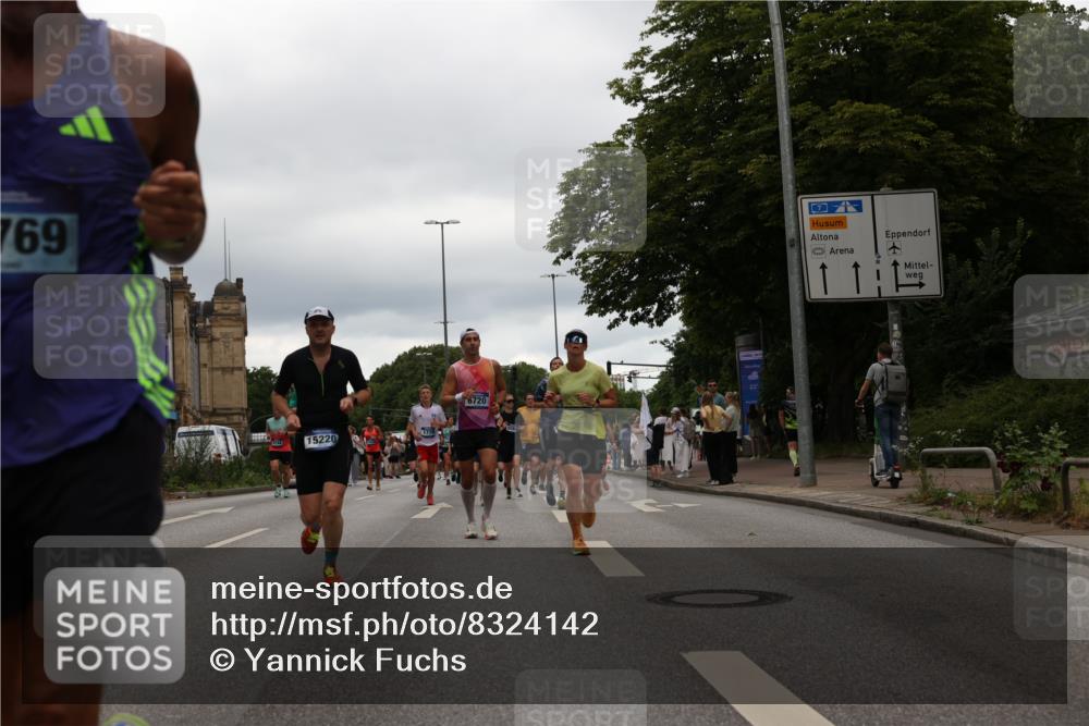 29.06.2025 - hella hamburg halbmarathon Yannick Fuchs http://msf.ph/oto/8324142 29.06.2025 10:51:21 20KM 1200, 1239, 1387, 1563, 1715, 1719, 1972, 2236, 2652, 3575, 4261, 5015, 5134, 5391, 5457, 5458, 5728, 6720, 6892, 7159, 7269, 7833, 8744, 9450, 10383, 10408, 11832, 12144, 12509, 12773, 12774, 13245, 13376, 13523, 13664, 14361, 14737, 14881, 14951, 15090, 15110, 15125, 15189, 15220, 15349, 15664, 16093, 16418, 17201, 17758, 17769, 17848, 18388, 18508 meine-sportfotos.de