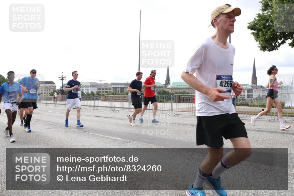 29.06.2025 - hella hamburg halbmarathon Lena Gebhardt http://msf.ph/oto/8324260 29.06.2025 10:23:09 Lombardsbrücke 19245, 3034, 6578, 205, 4266, 1029, 1362, 1853, 2766, 2925, 3003, 3029, 3034, 3600, 4190, 4266, 4728, 4793, 5223, 5629, 6502, 6578, 6784, 6785, 6849, 7266, 7820, 7891, 7925, 8687, 8688, 8716, 8918, 8920, 9133, 9301, 9877, 9913, 10205, 10739, 10826, 11798, 11879, 12025, 12073, 12190, 12265, 13560, 13921, 14041, 14265, 14338, 14510, 14525, 14801, 14821, 16416, 16558, 17013, 17099, 17207, 17299, 17719 meine-sportfotos.de
