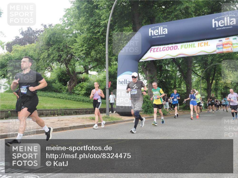 29.06.2025 - hella hamburg halbmarathon KatJ http://msf.ph/oto/8324475 29.06.2025 10:46:20 Zwischen KM18-KM19 2780, 4986, 6220, 8030 meine-sportfotos.de