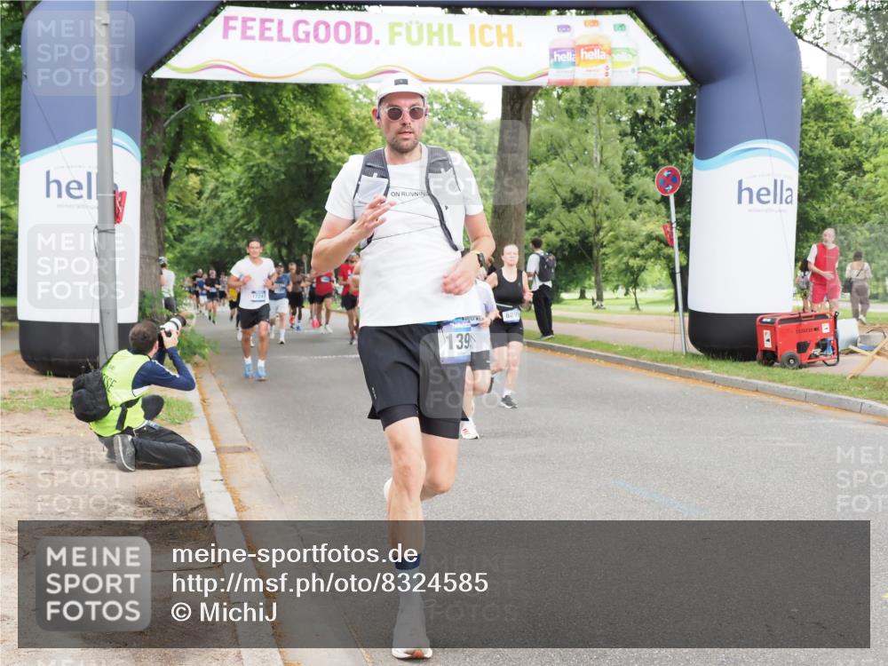 29.06.2025 - hella hamburg halbmarathon MichiJ http://msf.ph/oto/8324585 29.06.2025 10:37:34 Zwischen KM18-KM19 1216, 1399, 2878, 3543, 8899, 9551, 11579, 11975, 13812, 13875, 14794, 16731, 16877, 17001, 17319, 17384, 17908, 18370 meine-sportfotos.de