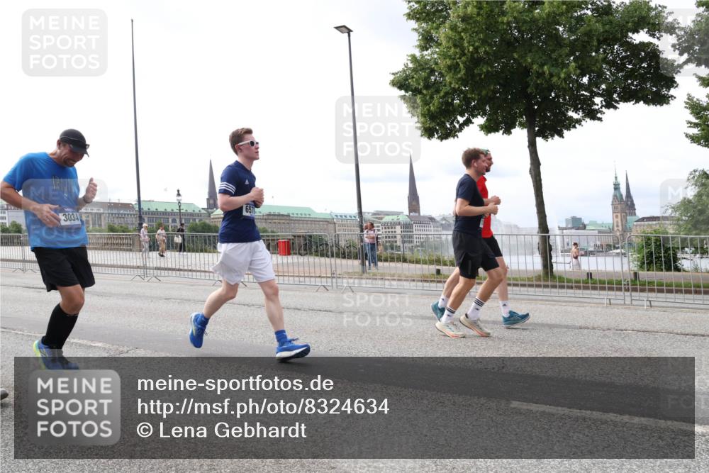 29.06.2025 - hella hamburg halbmarathon Lena Gebhardt http://msf.ph/oto/8324634 29.06.2025 10:23:11 Lombardsbrücke 3034, 657, 1029, 1362, 1853, 2766, 2925, 3003, 3029, 3034, 4190, 4266, 4728, 4793, 5223, 5629, 6502, 6578, 6784, 6785, 6849, 7266, 7820, 7891, 8687, 8688, 8716, 8918, 8920, 9133, 9301, 9877, 9913, 10205, 10739, 10826, 11798, 11879, 12025, 12073, 12190, 12265, 12874, 13560, 13921, 14041, 14265, 14338, 14510, 14512, 14525, 14801, 14821, 16416, 16558, 17013, 17099, 17207, 17299, 17719 meine-sportfotos.de
