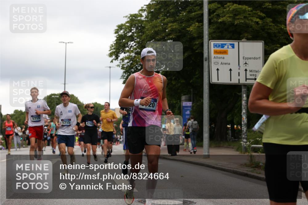 29.06.2025 - hella hamburg halbmarathon Yannick Fuchs http://msf.ph/oto/8324664 29.06.2025 10:51:23 20KM 1200, 1239, 1387, 1563, 1715, 1719, 1972, 2236, 2652, 3141, 3575, 4261, 5015, 5134, 5391, 5457, 5458, 5728, 6720, 6892, 7159, 7269, 7833, 8744, 9450, 10383, 10408, 12144, 12509, 12773, 12774, 13245, 13376, 13523, 13664, 14361, 14737, 14881, 14951, 15090, 15110, 15125, 15189, 15220, 15349, 15664, 16093, 16418, 17201, 17758, 17769, 17848, 18388, 18508 meine-sportfotos.de