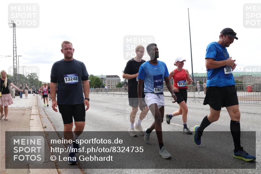 29.06.2025 - hella hamburg halbmarathon Lena Gebhardt http://msf.ph/oto/8324735 29.06.2025 10:23:11 Lombardsbrücke 13248, 192, 9133, 303, 1029, 1362, 1853, 2766, 2925, 3003, 3029, 3034, 4190, 4266, 4728, 4793, 5223, 5629, 6502, 6578, 6784, 6785, 6849, 7266, 7820, 7891, 8687, 8688, 8716, 8918, 8920, 9133, 9301, 9877, 9913, 10205, 10739, 10826, 11798, 11879, 12025, 12073, 12190, 12265, 12874, 13560, 13921, 14041, 14265, 14338, 14510, 14512, 14525, 14801, 14821, 16416, 16558, 17013, 17099, 17207, 17299, 17719 meine-sportfotos.de