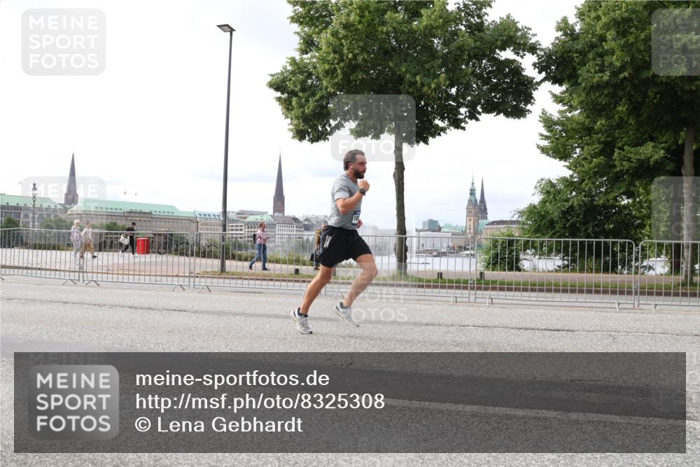 29.06.2025 - hella hamburg halbmarathon Lena Gebhardt http://msf.ph/oto/8325308 29.06.2025 10:23:14 Lombardsbrücke 1029, 1048, 1362, 1853, 2766, 2925, 3003, 3029, 3034, 4190, 4266, 4728, 4793, 5629, 6502, 6578, 6784, 6785, 6849, 7029, 7266, 7820, 7891, 8687, 8688, 8716, 8918, 8920, 9133, 9301, 9877, 9913, 10205, 10739, 10826, 11798, 11879, 12025, 12073, 12190, 12265, 12874, 13560, 13921, 14041, 14265, 14338, 14510, 14512, 14525, 14801, 14821, 15709, 16185, 16416, 16558, 17013, 17099, 17207, 17299, 17719 meine-sportfotos.de