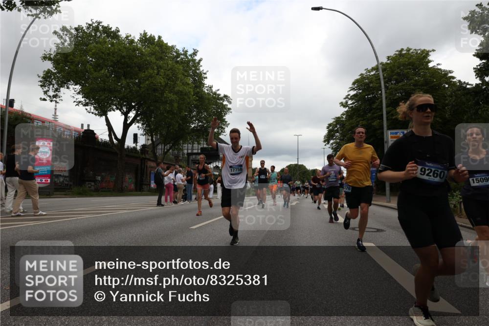 29.06.2025 - hella hamburg halbmarathon Yannick Fuchs http://msf.ph/oto/8325381 29.06.2025 10:51:27 20KM 1200, 1239, 1563, 1715, 1719, 1972, 2236, 2606, 2652, 2806, 3141, 3575, 4261, 4579, 5015, 5134, 5391, 5457, 5458, 6281, 6302, 6720, 6892, 7159, 7269, 7833, 8744, 9450, 10383, 10408, 12144, 12509, 12773, 12774, 13376, 13523, 13664, 14361, 14737, 14881, 14951, 15090, 15110, 15125, 15189, 15220, 15229, 15349, 15664, 16093, 16418, 17201, 17455, 17758, 17769, 18508 meine-sportfotos.de