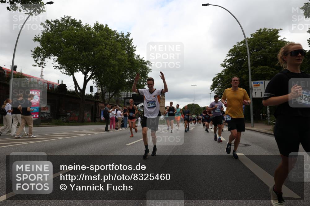 29.06.2025 - hella hamburg halbmarathon Yannick Fuchs http://msf.ph/oto/8325460 29.06.2025 10:51:27 20KM 1200, 1239, 1563, 1715, 1719, 1972, 2236, 2606, 2652, 2806, 3141, 3575, 4261, 4579, 5015, 5134, 5391, 5457, 5458, 6281, 6302, 6720, 6892, 7159, 7269, 7833, 8744, 9450, 10383, 10408, 12144, 12509, 12773, 12774, 13376, 13523, 13664, 14361, 14737, 14881, 14951, 15090, 15110, 15125, 15189, 15220, 15229, 15349, 15664, 16093, 16418, 17201, 17455, 17758, 17769, 18508 meine-sportfotos.de