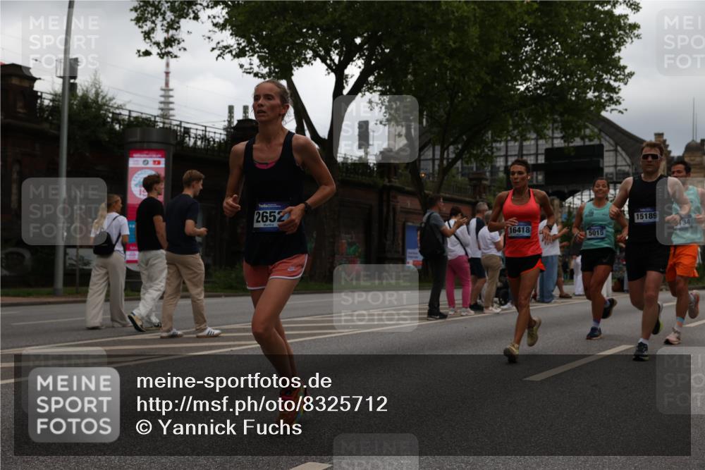 29.06.2025 - hella hamburg halbmarathon Yannick Fuchs http://msf.ph/oto/8325712 29.06.2025 10:51:29 20KM 1200, 1239, 1563, 1715, 1719, 1972, 2236, 2606, 2652, 2806, 3141, 3575, 4261, 4579, 5015, 5134, 5391, 5457, 5458, 6281, 6302, 6720, 6892, 7159, 7269, 7833, 8744, 9450, 10383, 10408, 12144, 12509, 12773, 12774, 13376, 13664, 14361, 14737, 14881, 14951, 15090, 15110, 15189, 15220, 15229, 15349, 15664, 16418, 16517, 17455, 17543, 17758, 18508 meine-sportfotos.de