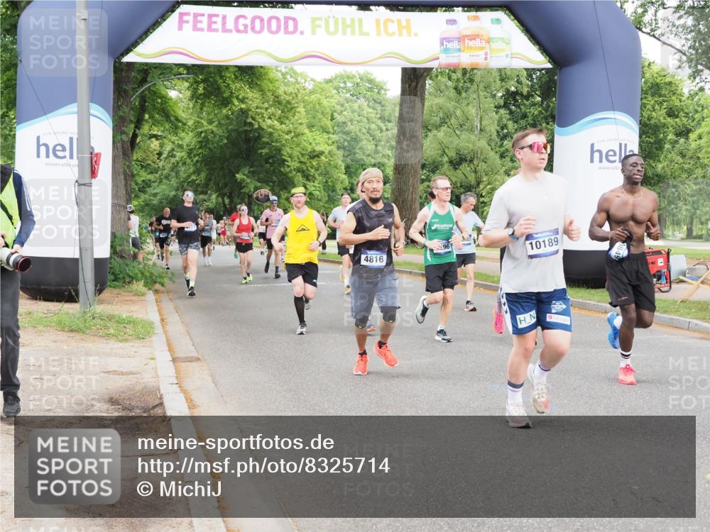 29.06.2025 - hella hamburg halbmarathon MichiJ http://msf.ph/oto/8325714 29.06.2025 10:37:42 Zwischen KM18-KM19 1094, 1507, 4816, 5115, 6662, 8153, 8813, 8899, 10189, 11356, 11455, 12733, 13463, 15966, 16242, 16806, 16843, 16887, 17247, 18228, 18499 meine-sportfotos.de