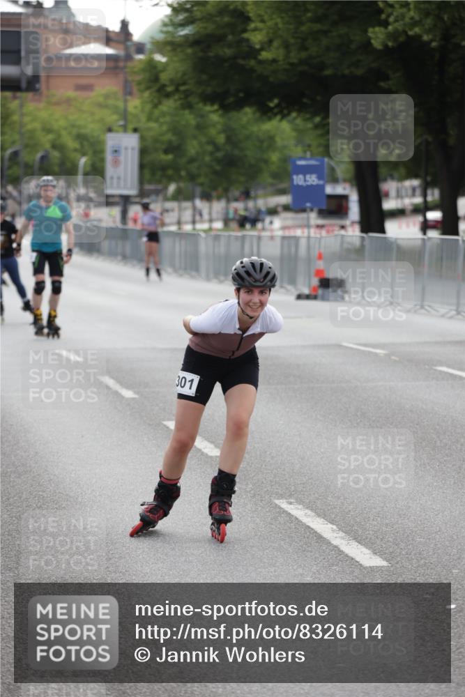 29.06.2025 - hella hamburg halbmarathon Jannik Wohlers http://msf.ph/oto/8326114 29.06.2025 09:00:49 Lombardsbrücke  meine-sportfotos.de