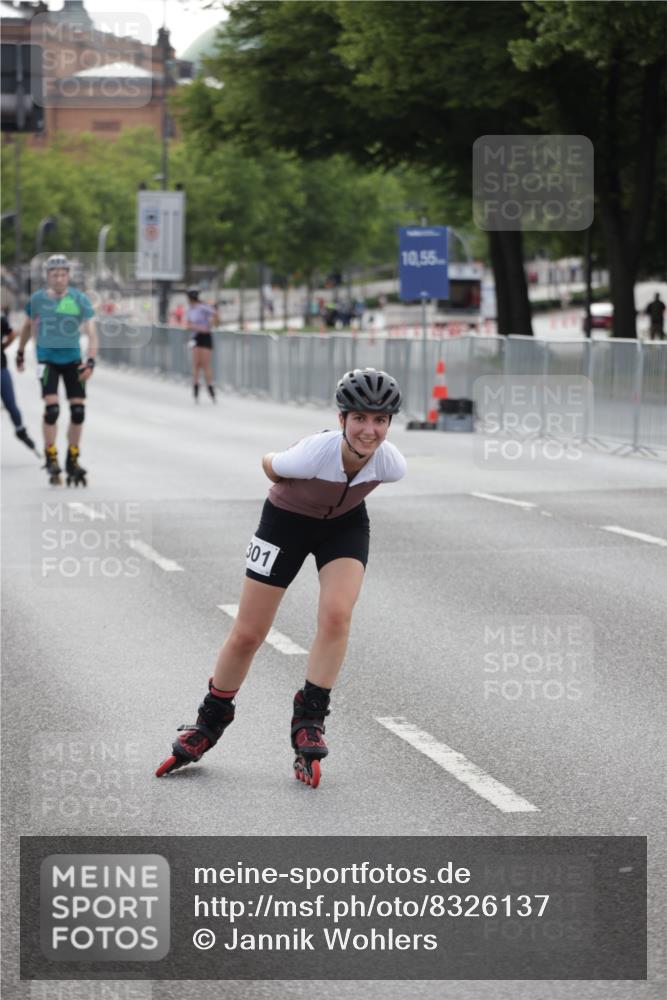 29.06.2025 - hella hamburg halbmarathon Jannik Wohlers http://msf.ph/oto/8326137 29.06.2025 09:00:49 Lombardsbrücke  meine-sportfotos.de