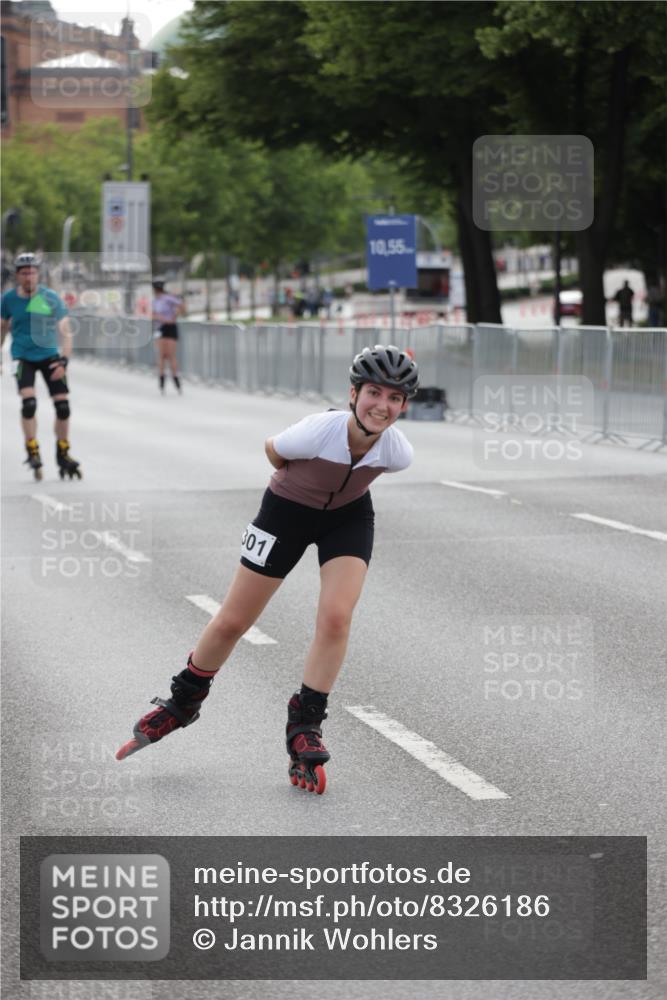 29.06.2025 - hella hamburg halbmarathon Jannik Wohlers http://msf.ph/oto/8326186 29.06.2025 09:00:49 Lombardsbrücke  meine-sportfotos.de