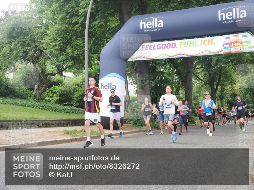 29.06.2025 - hella hamburg halbmarathon KatJ http://msf.ph/oto/8326272 29.06.2025 10:46:35 Zwischen KM18-KM19 2730, 4238, 6033, 6087, 6438, 6754, 8326 meine-sportfotos.de