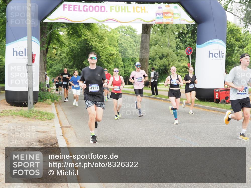 29.06.2025 - hella hamburg halbmarathon MichiJ http://msf.ph/oto/8326322 29.06.2025 10:37:45 Zwischen KM18-KM19 1094, 1321, 1507, 4033, 4127, 4816, 5115, 6662, 8813, 10189, 11356, 11455, 12733, 13008, 13282, 15392, 15966, 16242, 16806, 16843, 16887, 17247, 18499 meine-sportfotos.de
