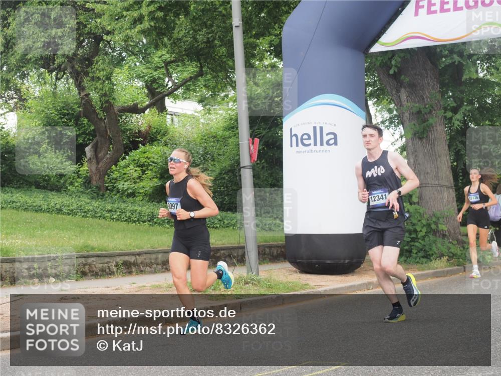 29.06.2025 - hella hamburg halbmarathon KatJ http://msf.ph/oto/8326362 29.06.2025 10:17:04 Zwischen KM18-KM19  meine-sportfotos.de