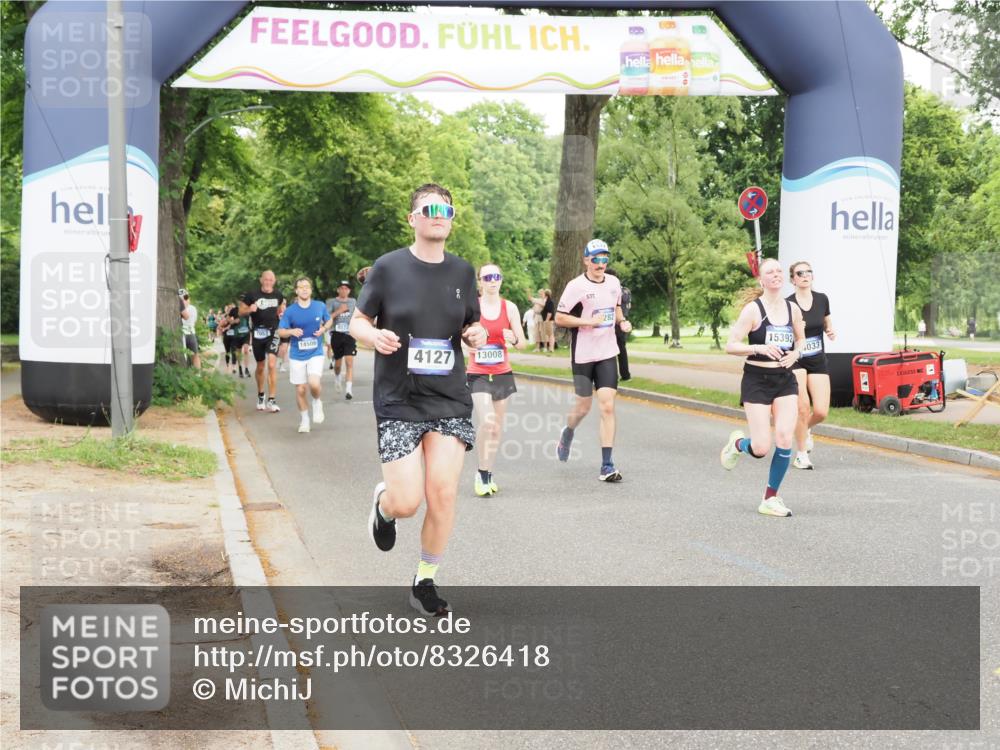 29.06.2025 - hella hamburg halbmarathon MichiJ http://msf.ph/oto/8326418 29.06.2025 10:37:46 Zwischen KM18-KM19 1094, 1321, 1507, 4033, 4127, 4816, 5115, 8813, 10189, 11356, 11455, 12733, 13008, 13282, 15392, 15966, 16242, 16806, 16843, 16887, 18499 meine-sportfotos.de