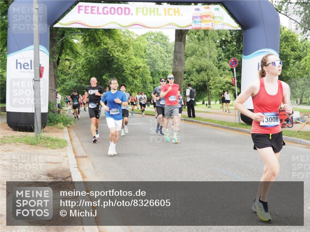 29.06.2025 - hella hamburg halbmarathon MichiJ http://msf.ph/oto/8326605 29.06.2025 10:37:48 Zwischen KM18-KM19 1094, 1321, 4033, 4127, 4816, 5115, 8572, 10189, 11339, 11455, 12733, 13008, 13282, 15392, 16843, 16887, 17282, 18499 meine-sportfotos.de