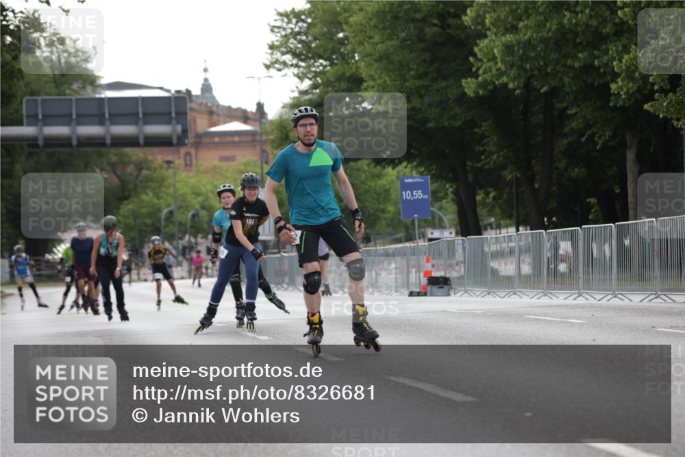 29.06.2025 - hella hamburg halbmarathon Jannik Wohlers http://msf.ph/oto/8326681 29.06.2025 09:00:52 Lombardsbrücke  meine-sportfotos.de