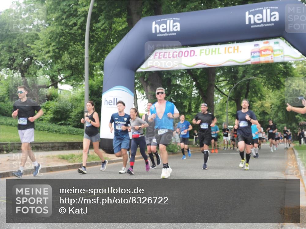 29.06.2025 - hella hamburg halbmarathon KatJ http://msf.ph/oto/8326722 29.06.2025 10:46:37 Zwischen KM18-KM19 1019, 1544, 2730, 4238, 6033, 6087, 6438, 6754, 8326 meine-sportfotos.de